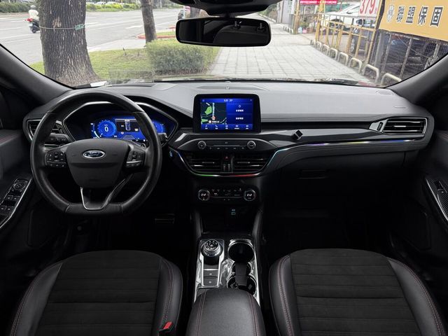 FORD福特 KUGA  第16張相片