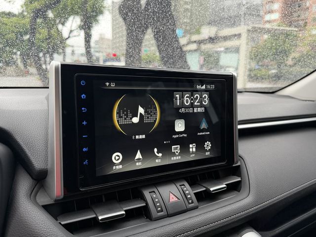 TOYOTA豐田 RAV4  第11張相片