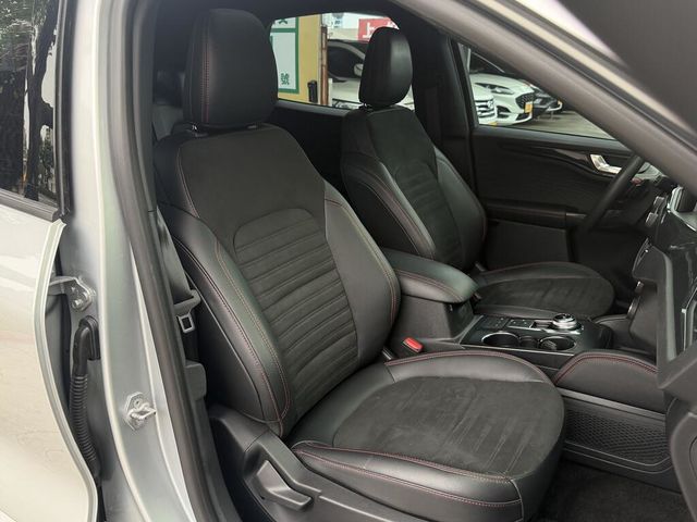 FORD福特 KUGA  第11張相片