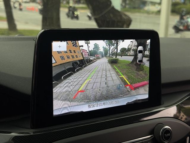 FORD福特 KUGA  第14張相片
