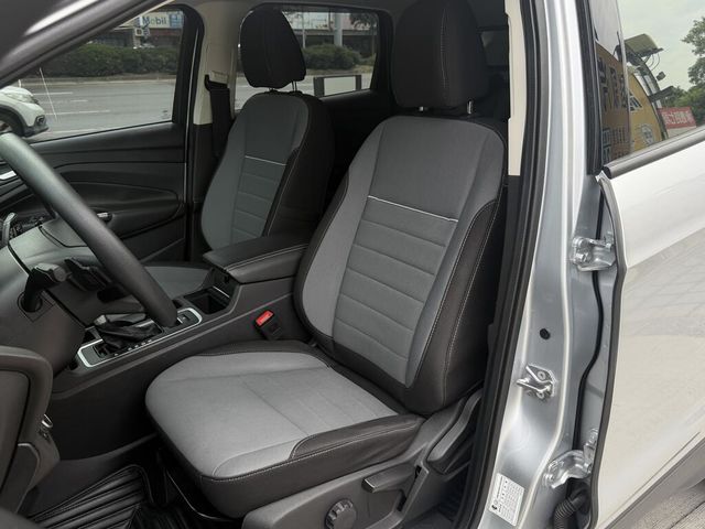 FORD福特 KUGA  第8張相片