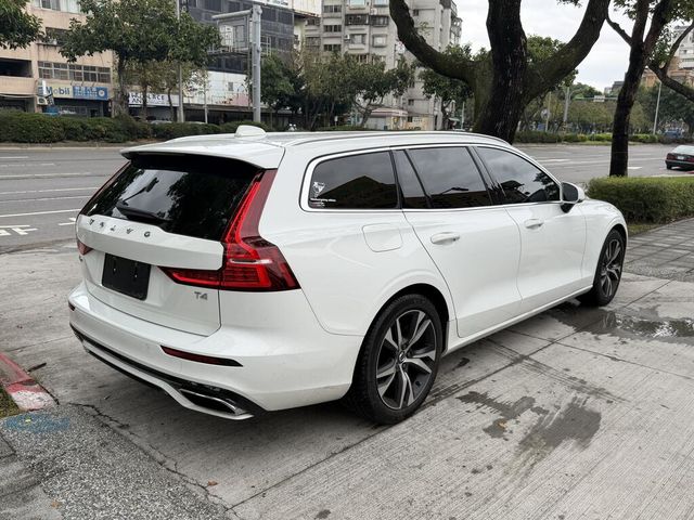 VOLVO富豪 V60  第3張相片