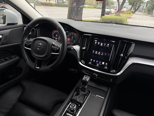 VOLVO富豪 V60  第11張相片