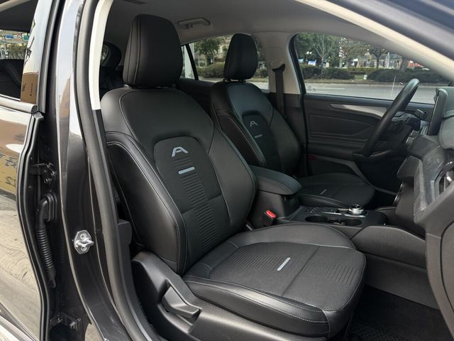 FORD福特 FOCUS ACTIVE  第10張相片