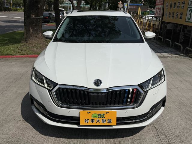 SKODA司科達 OCTAVIA COMBI  第5張相片