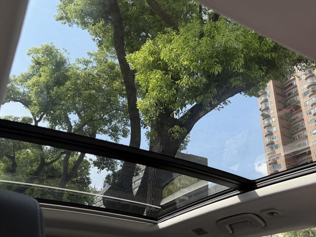 SKODA司科達 OCTAVIA COMBI  第14張相片