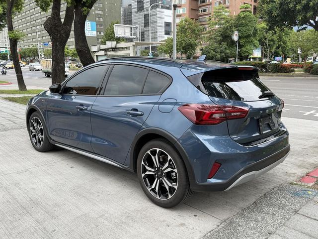 FORD福特 FOCUS ACTIVE  第4張相片