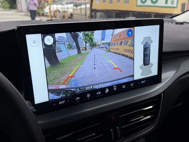 FORD福特 FOCUS ACTIVE  第8張相片