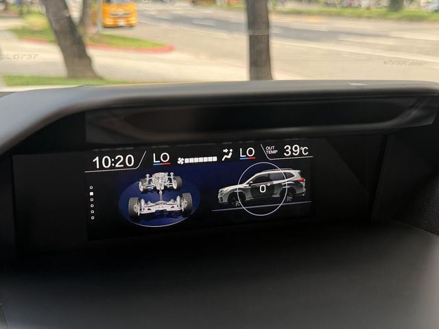 SUBARU速霸陸 FORESTER  第13張相片