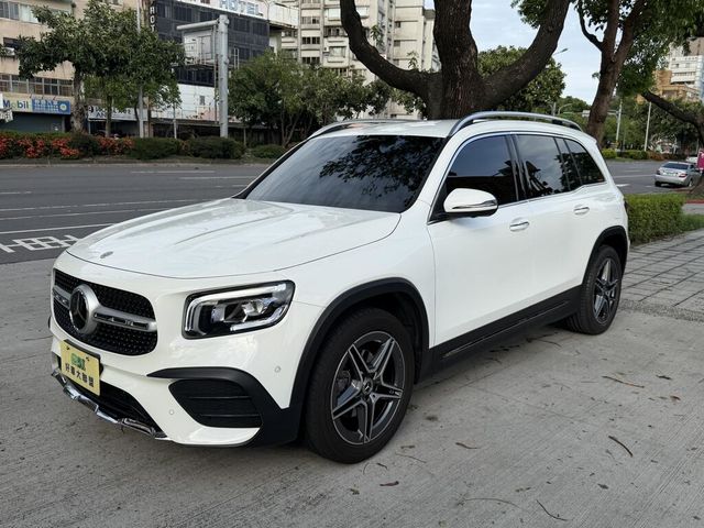 M-BENZ賓士 GLB200  第1張相片