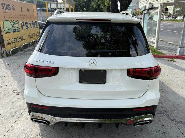 M-BENZ賓士 GLB200  第6張相片