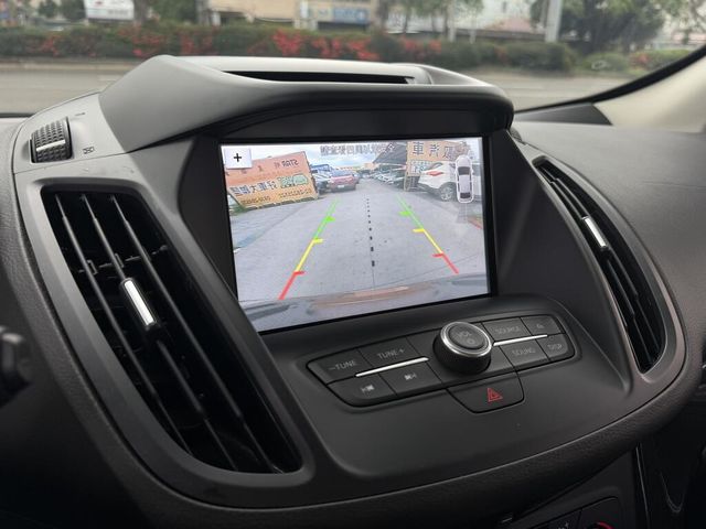 FORD福特 KUGA  第10張相片