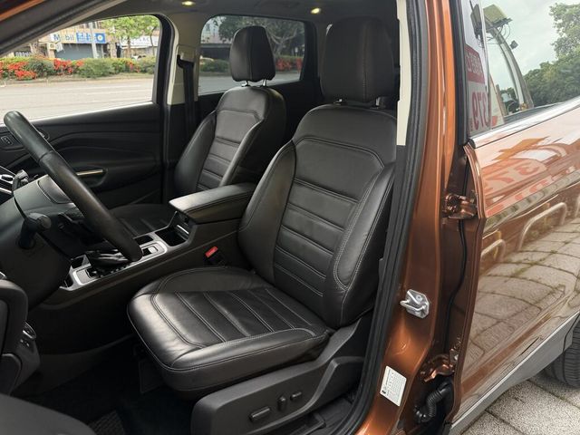 FORD福特 KUGA  第13張相片