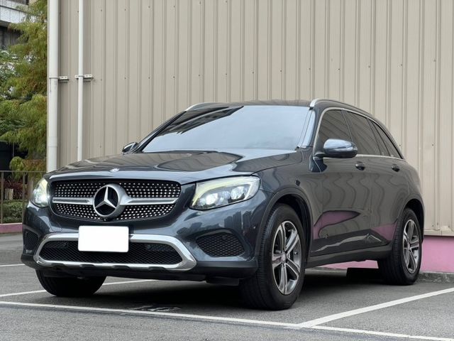 GLC250 4Matic 總代理 無重大事故 360環景 導航 LED頭燈  第1張相片