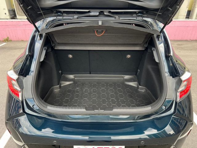 Corolla Sport (Auris) 旗艦版 全車原鈑件 5門掀背 電動椅 抬顯 盲點 TSS全速域跟車  第7張相片