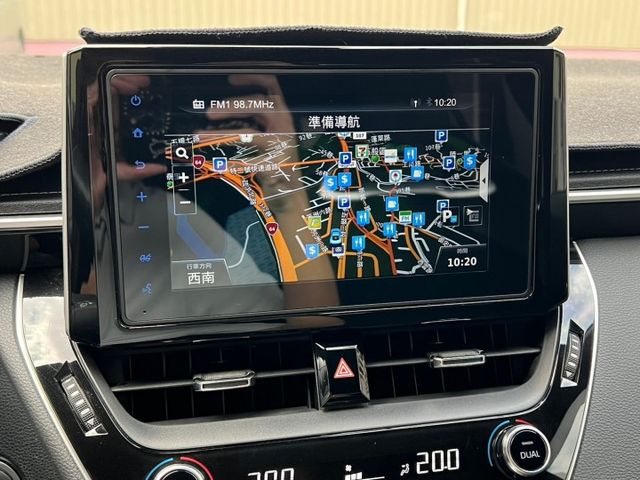 Corolla Sport (Auris) 旗艦版 全車原鈑件 5門掀背 電動椅 抬顯 盲點 TSS全速域跟車  第12張相片