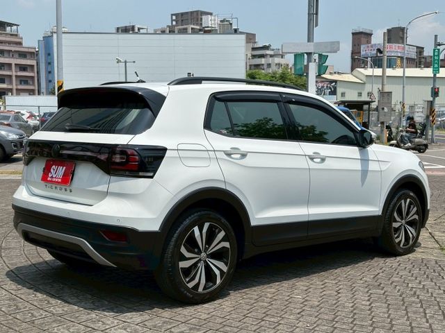 免鑰匙系統／ACC跟車／盲點偵測／雙區溫控／前後雷達／省油省稅／原鈑件／一手車  第3張相片