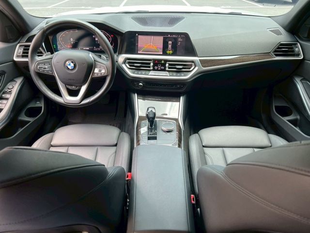 330i Luxury G20 5AT 原鈑件 盲點 加熱椅 抬頭顯示器 無線CarPlay  第5張相片