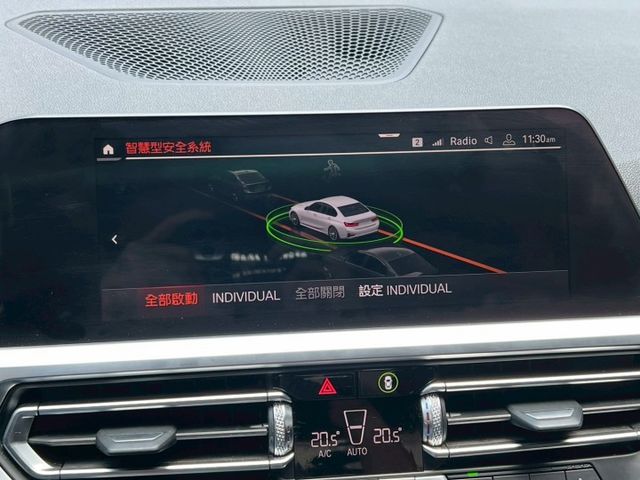 330i Luxury G20 5AT 原鈑件 盲點 加熱椅 抬頭顯示器 無線CarPlay  第10張相片