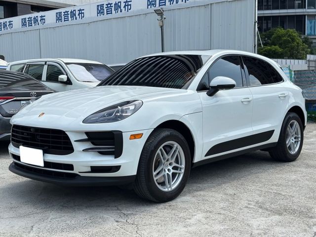 配備滿滿滿／ACC跟車／360環景／雙電動椅／Bose音響／電尾門／跑車計時／原鈑件  第2張相片