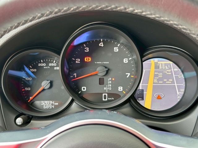 配備滿滿滿／ACC跟車／360環景／雙電動椅／Bose音響／電尾門／跑車計時／原鈑件  第10張相片