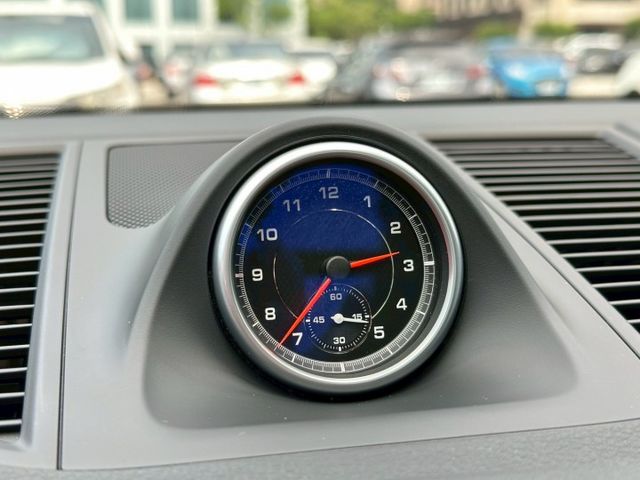 配備滿滿滿／ACC跟車／360環景／雙電動椅／Bose音響／電尾門／跑車計時／原鈑件  第13張相片