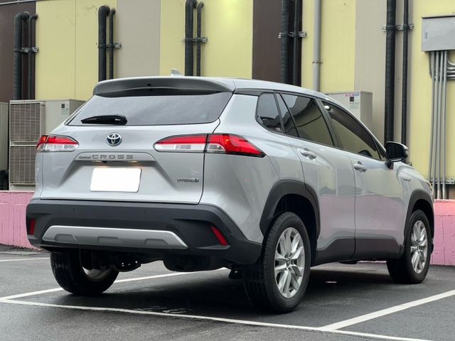 Cross 油電Hybrid 豪華版 只跑8千6 原鈑件原漆 新車保固中 改款無線CarPlay  第2張相片