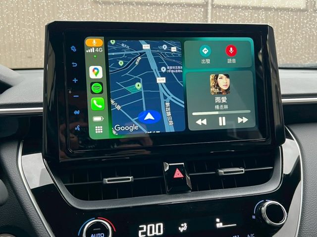 Cross 油電Hybrid 豪華版 只跑8千6 原鈑件原漆 新車保固中 改款無線CarPlay  第8張相片