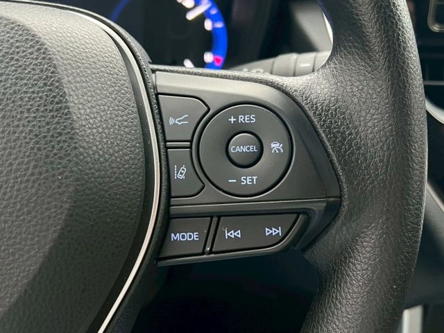 Cross 油電Hybrid 豪華版 只跑8千6 原鈑件原漆 新車保固中 改款無線CarPlay  第10張相片