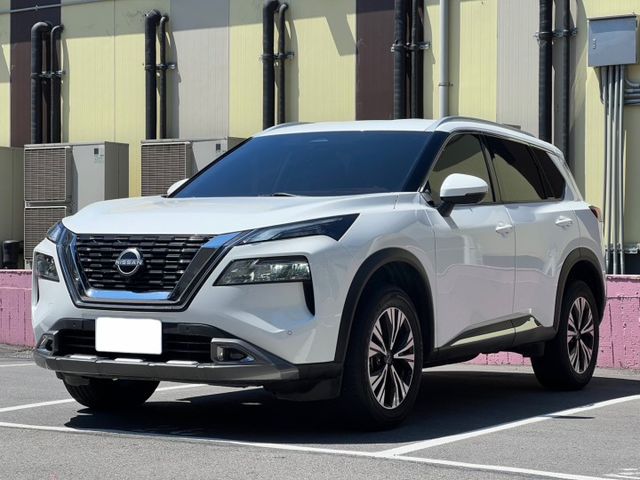 X-Trail 旗艦版 客貨車 12V輕油電 只跑1萬3 原廠保養紀錄 新車保固中  第1張相片