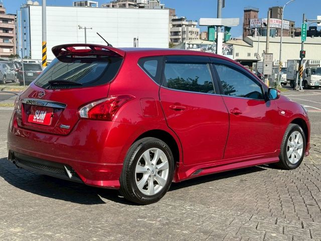 I-KEY免鑰匙／定速系統／倒車顯影／前後雷達／盲點偵測／雙區恆溫／原廠大包／原鈑件／有保固  第3張相片