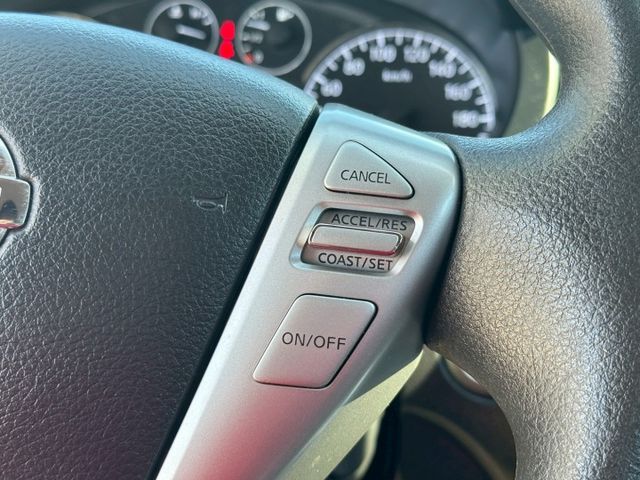 I-KEY免鑰匙／定速系統／倒車顯影／前後雷達／盲點偵測／雙區恆溫／原廠大包／原鈑件／有保固  第9張相片