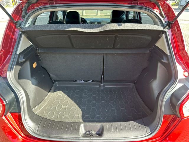 I-KEY免鑰匙／定速系統／倒車顯影／前後雷達／盲點偵測／雙區恆溫／原廠大包／原鈑件／有保固  第15張相片