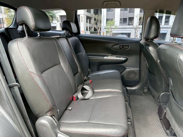 實車實價／經典七人座神車／恆溫空調／倒車顯影／抬頭顯示器／原鈑件  第8張相片