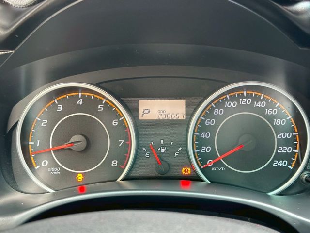 實車實價／經典七人座神車／恆溫空調／倒車顯影／抬頭顯示器／原鈑件  第11張相片