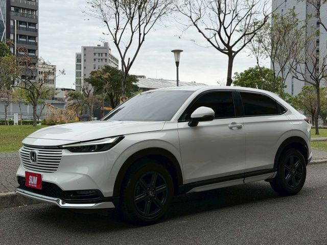 全新世代／頂級P版／全車原鈑件／ACC／免鑰匙／電尾門／無線充電／LED頭燈／原廠保養／實車實價  第2張相片