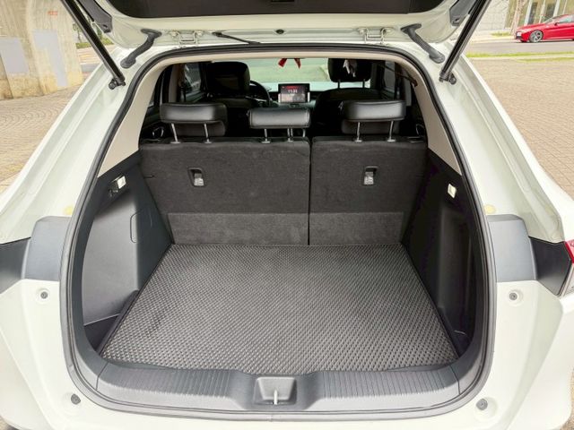 全新世代／頂級P版／全車原鈑件／ACC／免鑰匙／電尾門／無線充電／LED頭燈／原廠保養／實車實價  第18張相片