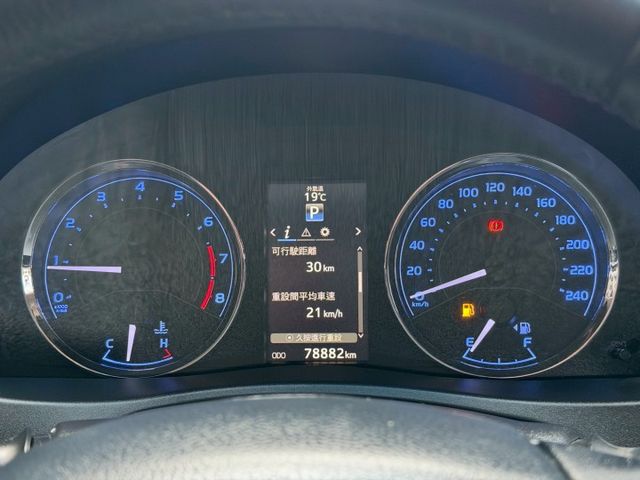 免鑰匙／僅跑7.8萬／前後雷達／倒車顯影／盲點偵測／定速巡航／六顆氣囊  第10張相片