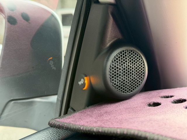 免鑰匙／僅跑7.8萬／前後雷達／倒車顯影／盲點偵測／定速巡航／六顆氣囊  第15張相片