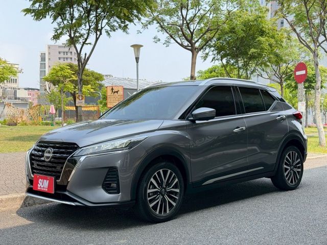 旗艦版／全車原鈑件／ACC／免鑰匙／環景／盲點／CarPlay／JBL音響／電子手煞／AUTOHOLD  第2張相片