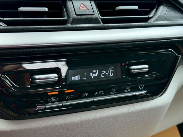 大改款／僅跑1萬／全車原鈑件／原廠保固中／ACC／無線CarPlay／免鑰匙／超級省油／Level 2  第14張相片