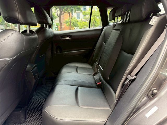 豪華版／里程僅跑9400公里／里程保證／全車原鈑件／免鑰匙／level 2／原廠保固中  第6張相片