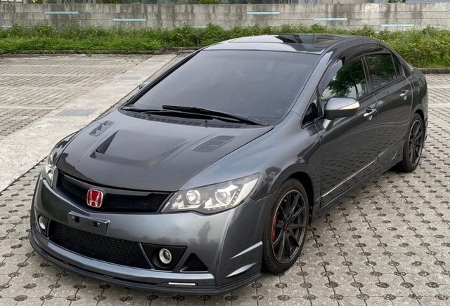 2009 Honda K12 1.8 VTI-S  渦輪車 全車精品 卡夢引擎蓋 此車為性能車，不附任何保證保固  第2張相片