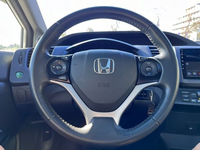 2016 Honda K14 VTI-S 1.8 白  里程12.5萬公里 里程保證 無重大事故 已認證  換一塊左後門  第6張相片