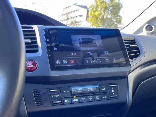 2016 Honda K14 VTI-S 1.8 白  里程12.5萬公里 里程保證 無重大事故 已認證  換一塊左後門  第7張相片