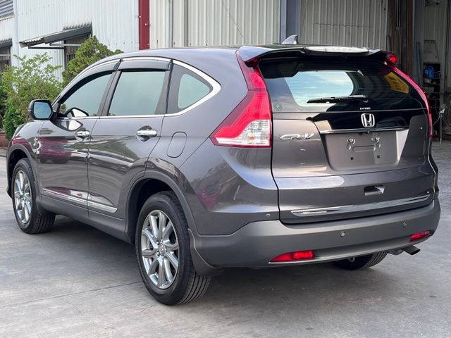正2017年 Honda CR-V 2.4 VTi-S 里程11萬 無重大事故 無泡水 里程保證 衛星導航/定速/天窗  第2張相片