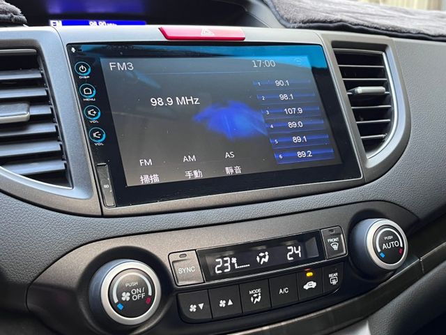 正2017年 Honda CR-V 2.4 VTi-S 里程11萬 無重大事故 無泡水 里程保證 衛星導航/定速/天窗  第7張相片