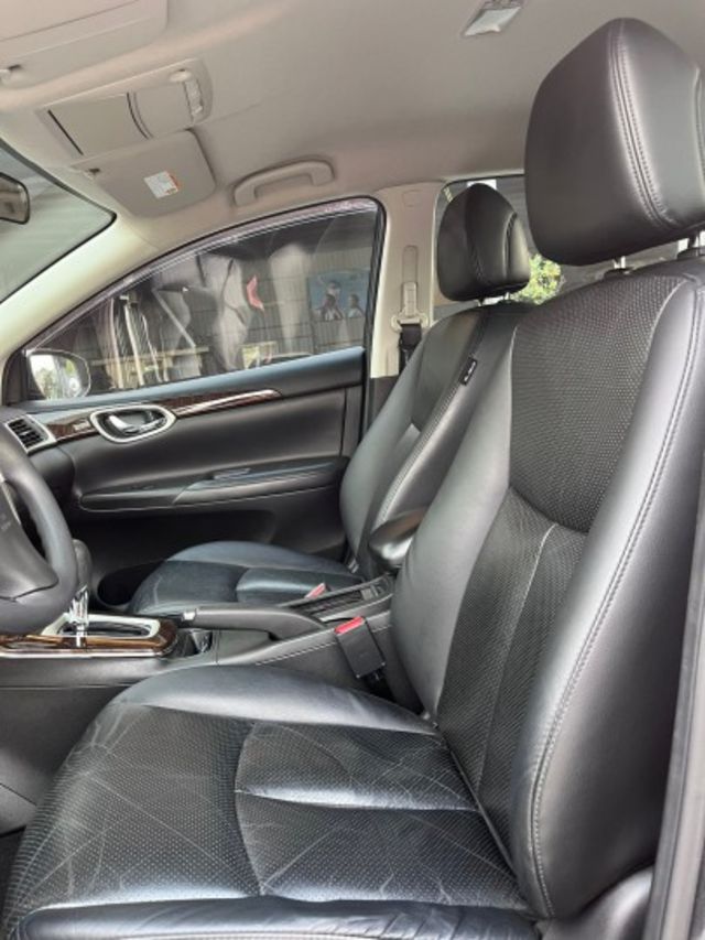 正2014年 Nissan SENTRA 原廠保養 里程18萬8 無重大事故 無泡水 里程保證 倒車攝影、倒車輔助雷達  第3張相片