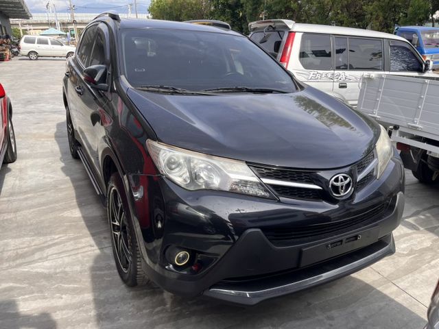 2013 Toyota RAV4 2.5G 里程23萬公里 Ikey摸門 電動天窗 定速系統 抬頭顯示器 循跡防滑 恆溫  第2張相片