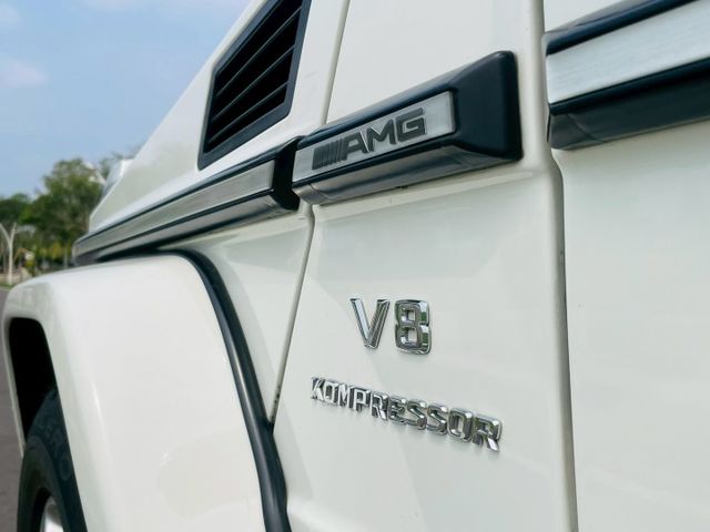 2011 Benz G55 白 男人的夢想 僅跑11萬 里程保證  第8張相片